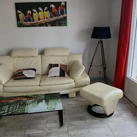 Les Coteaux 度假居 *